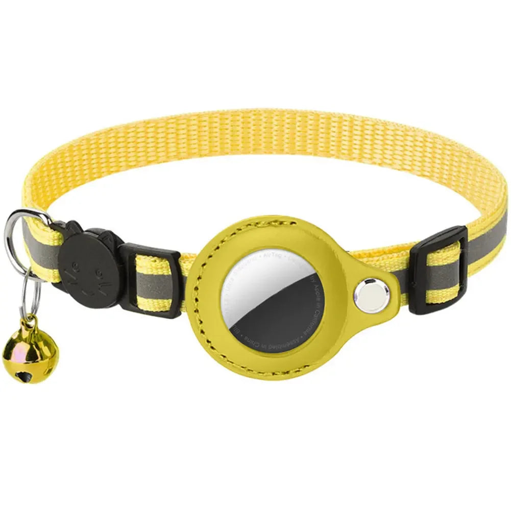 Reflective Cat Collar with Apple AirTag Holder Adjustable and Stylish Design for Kitten Safety